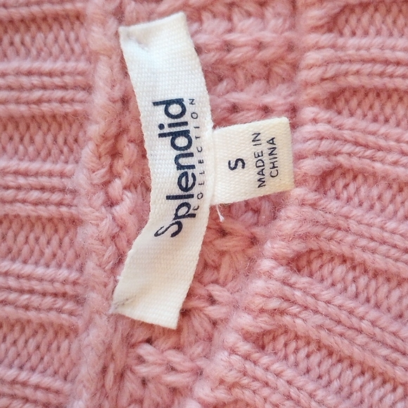 Splendid Collection Ladies Chevron Sweater Size:S Color:Coral, Pink, Gray - Picture 7 of 12